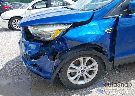 2017 Ford Escape Se из США, поврежденный, VIN 1FMCU9GD8HUA90786